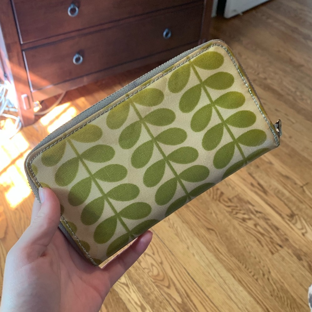 Patterned Wallet! Stem Orla Kiely